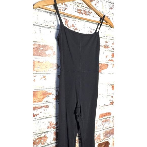 Aritzia Wilfred Free Divinity Kick Flare Stretch Tank Sleeveless Jumpsuit - Picture 13 of 16